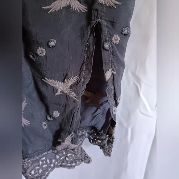 Johnny Was Size Large  Graphite Grey Bird & House Motif Sheer Kimono Cardigan. - Picture 12 of 16